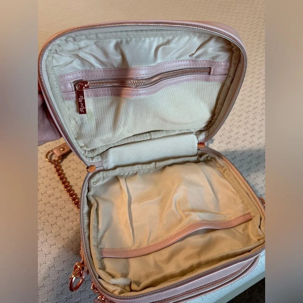 itzy ritzy double take crossbody - Picture 2 of 8